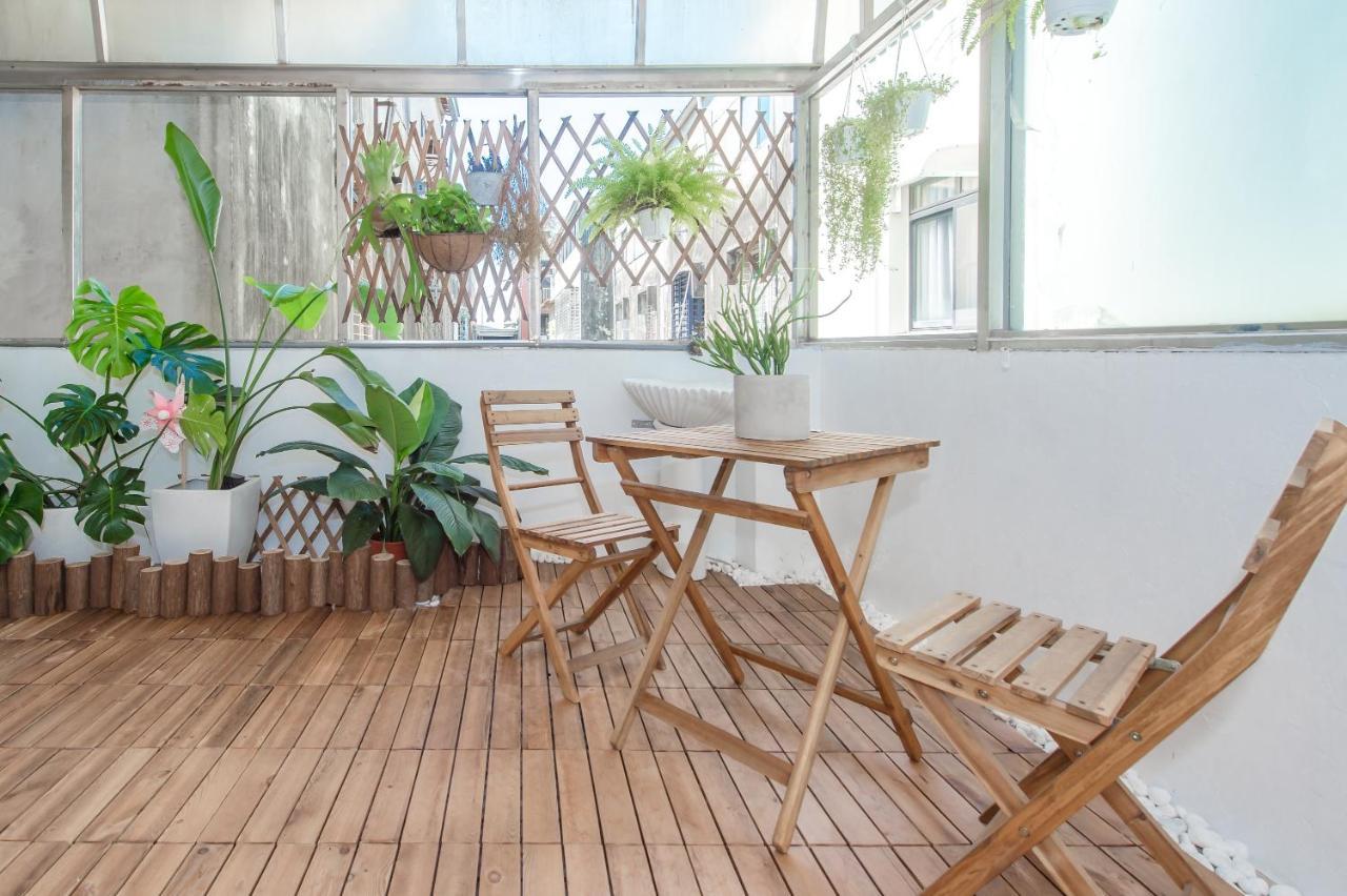 Purple Flower House Tainan Exterior photo